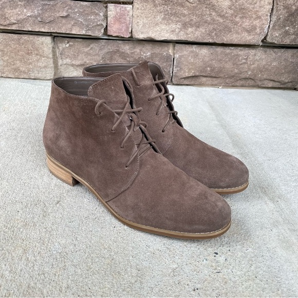 Blondo Rayann Waterproof Suede Leather Chukka Boot - Picture 2 of 12
